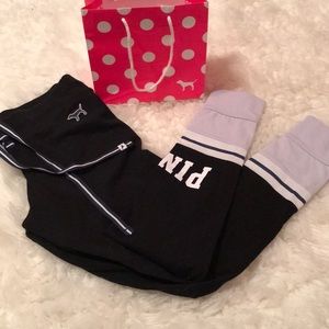 PINK Victoria's Secret Pants - PINK leggings 🤸🏽♀️🏋🏽♀️🏃🏽♀️ PINK Victoria's Secret Pants - PINK leggings 🤸🏽♀️🏋🏽♀️🏃🏽♀️